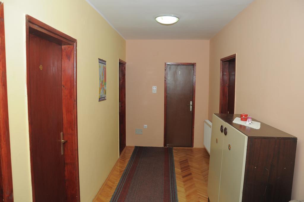 Smestaj - Sobe Marvel Nis Quarto foto